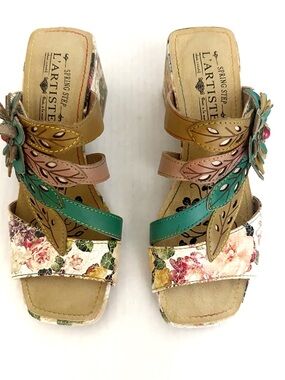L'Artiste Spring Step Izetru Sandals Floral Block Heel Fairy Whimsy Size 6 NWOB